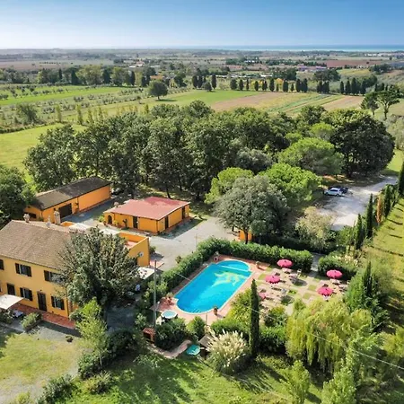 Casa La Macchia Apartment Vada